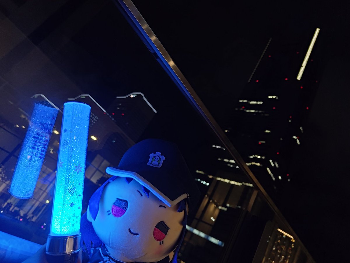 telephonenumb's tweet photo. 最高のライブ、最強の5人
Saint Snowとギルキスがいる場所にもう一度行きます
新たな始まりに出会えて幸せ https://t.co/PJiUgEMfiC