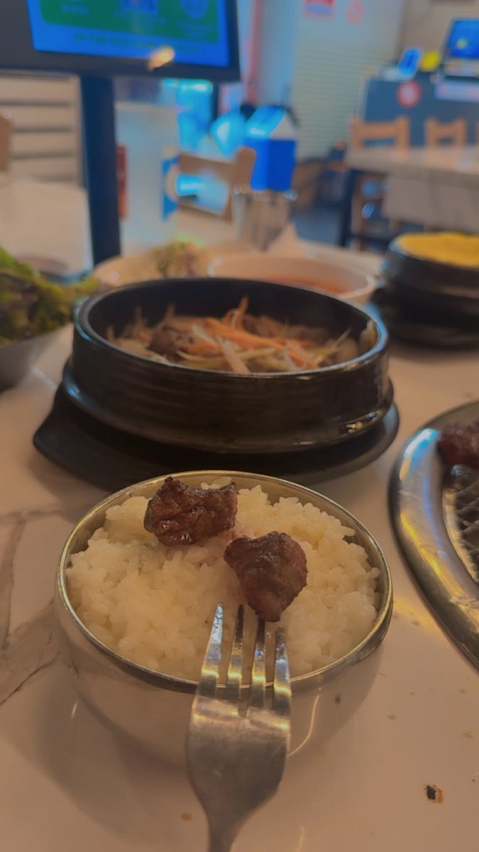 lamiafehraoui's tweet photo. Nothing fancy. Just a really good night with really good food. ๐ฐ๐ท๐ค
#kbbq https://t.co/tIYWBPts7D