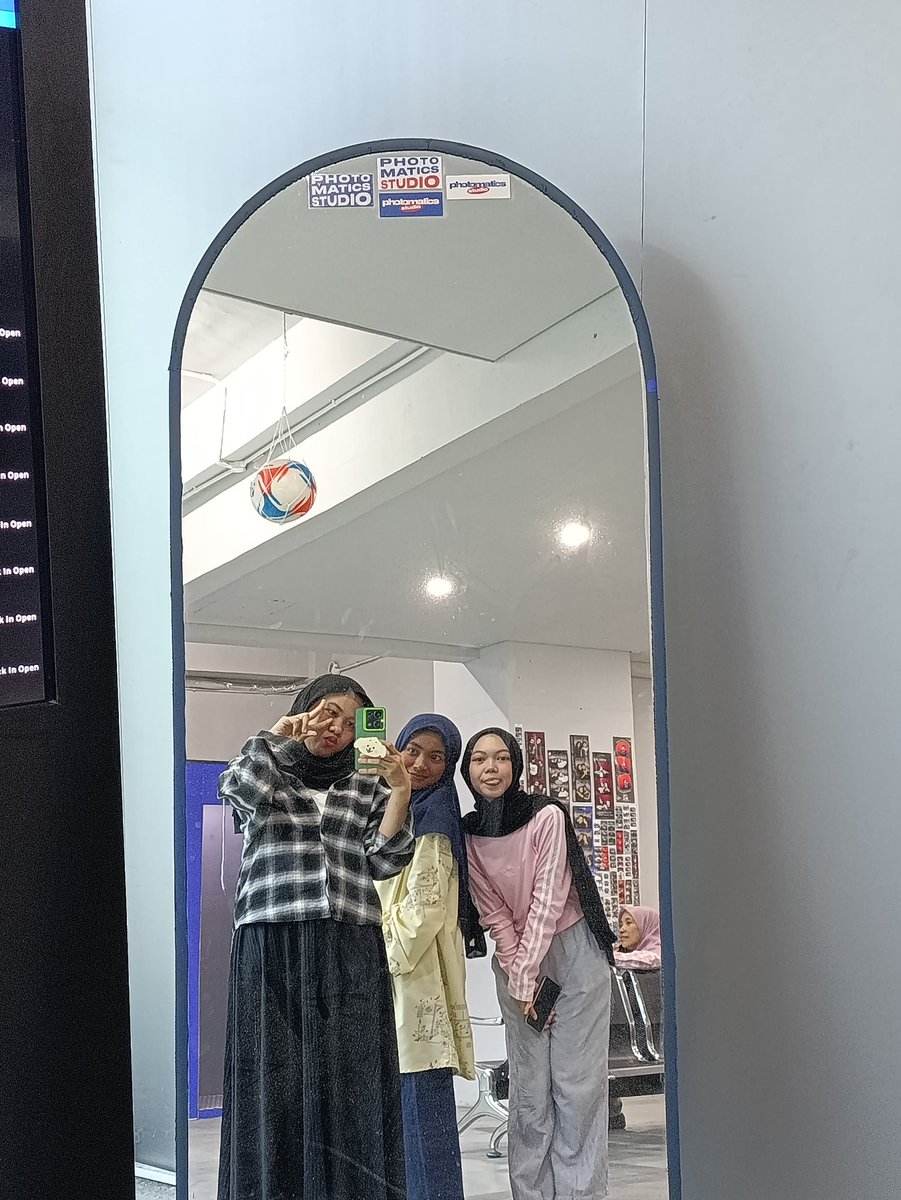 jenomengg's tweet photo. Timakasihh sudah menami dan mengajakku mainn, tahun depan lagi yaa 😭 @Ohxsion @daengtrievering https://t.co/0BJOPWY61X