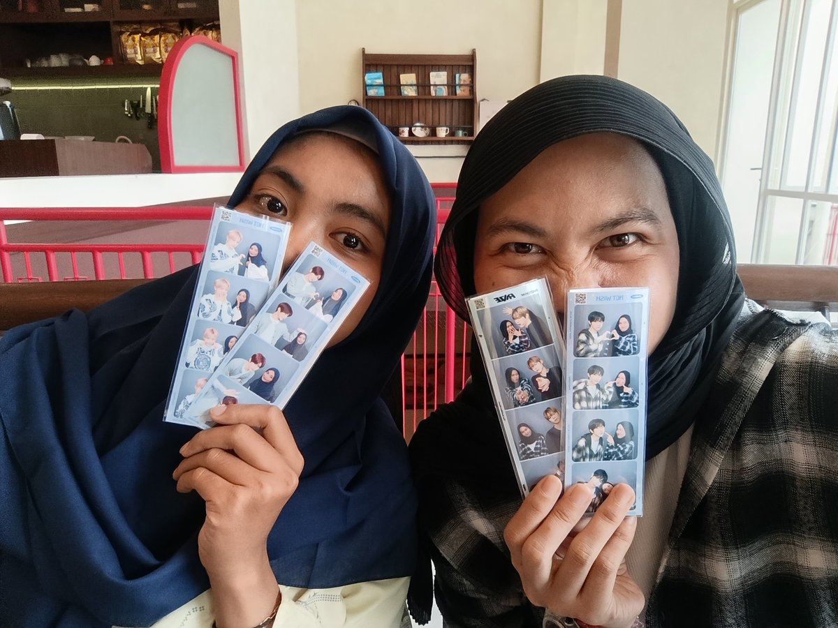 jenomengg's tweet photo. Timakasihh sudah menami dan mengajakku mainn, tahun depan lagi yaa 😭 @Ohxsion @daengtrievering https://t.co/0BJOPWY61X