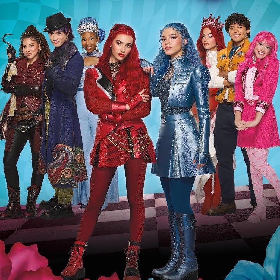 descendantstrr's tweet photo. 🚨 Disney Channel Japan teases new details about Descendants Wicked Wonderland

‘In this movie, the friendship between Red and Chloe will also be a big test. Chloe, who has been asked to be "right" as the daughter of a hero, and Red, who has lived as the daughter of a villain. The two learned to understand each other in the previous movie, but through the adventure in Wonderland, their respective values and complexes collide again.’