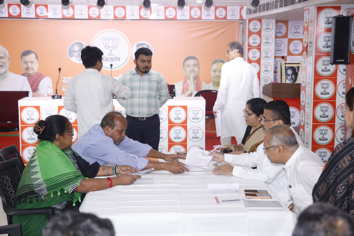 BJP4Bengal's tweet photo. Today at  ‘Janata Darbar’ organized at the State BJP Headquarters in Salt Lake, Honorable Chief Minister Shri @SuvenduWB  attentively listened to the grievances, problems, and demands of the common people, assuring the citizens present of a swift and effective resolution to their various issues, he conveyed a message of always standing by their side.