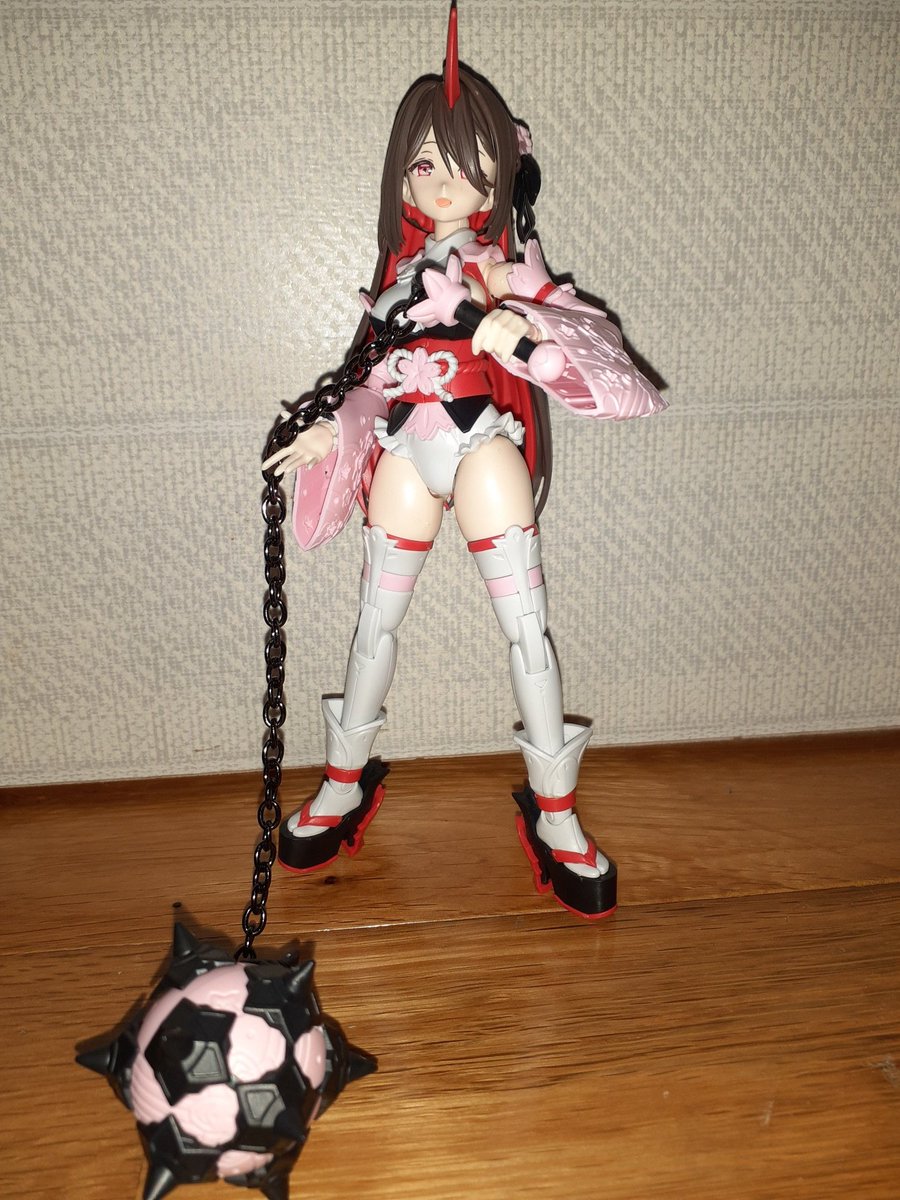 kt_mk22's tweet photo. エリエネを久々に弄ってたら胴体部分が折れた...
基本構造が同じスポッターコスチュームを分解して流用することに。
そして余ったスポッターの太ももをシュレミに流用。 https://t.co/1BOOR2rDNM
