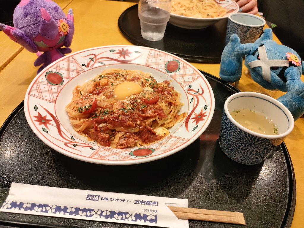 fulurunui's tweet photo. ユニバで遊んできました〜🙌
本来は先週予定だったものを台風のため延期になり、今日行ったのですが結局大雨でした😂
多分またハロウィンに行くのでパレードはその時に、、
今日はいつものアイコンの子じゃなくて推しポケを連れていきました。
楽しかったです✌ https://t.co/Z76awS2etn