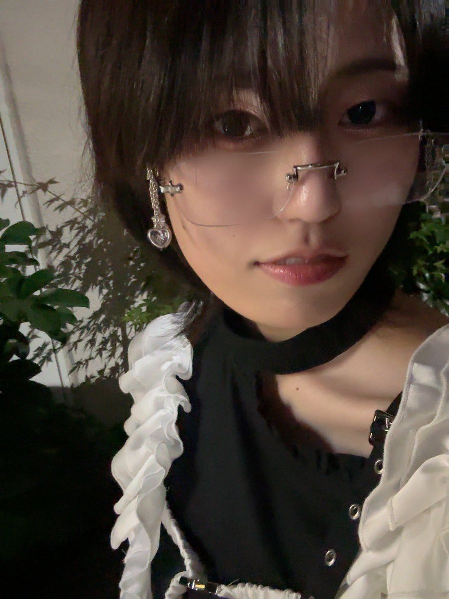 BlueFossamagna's tweet photo. ともだちのめがね https://t.co/SmAj5ZgTiu
