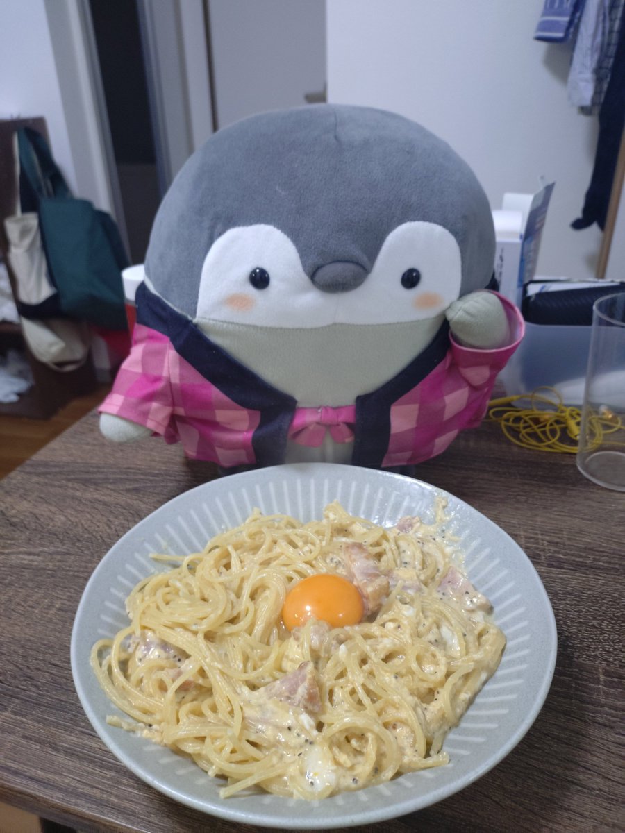 torapenguinchan's tweet photo. 夕飯はカルボナーラです https://t.co/19deOnyHEw