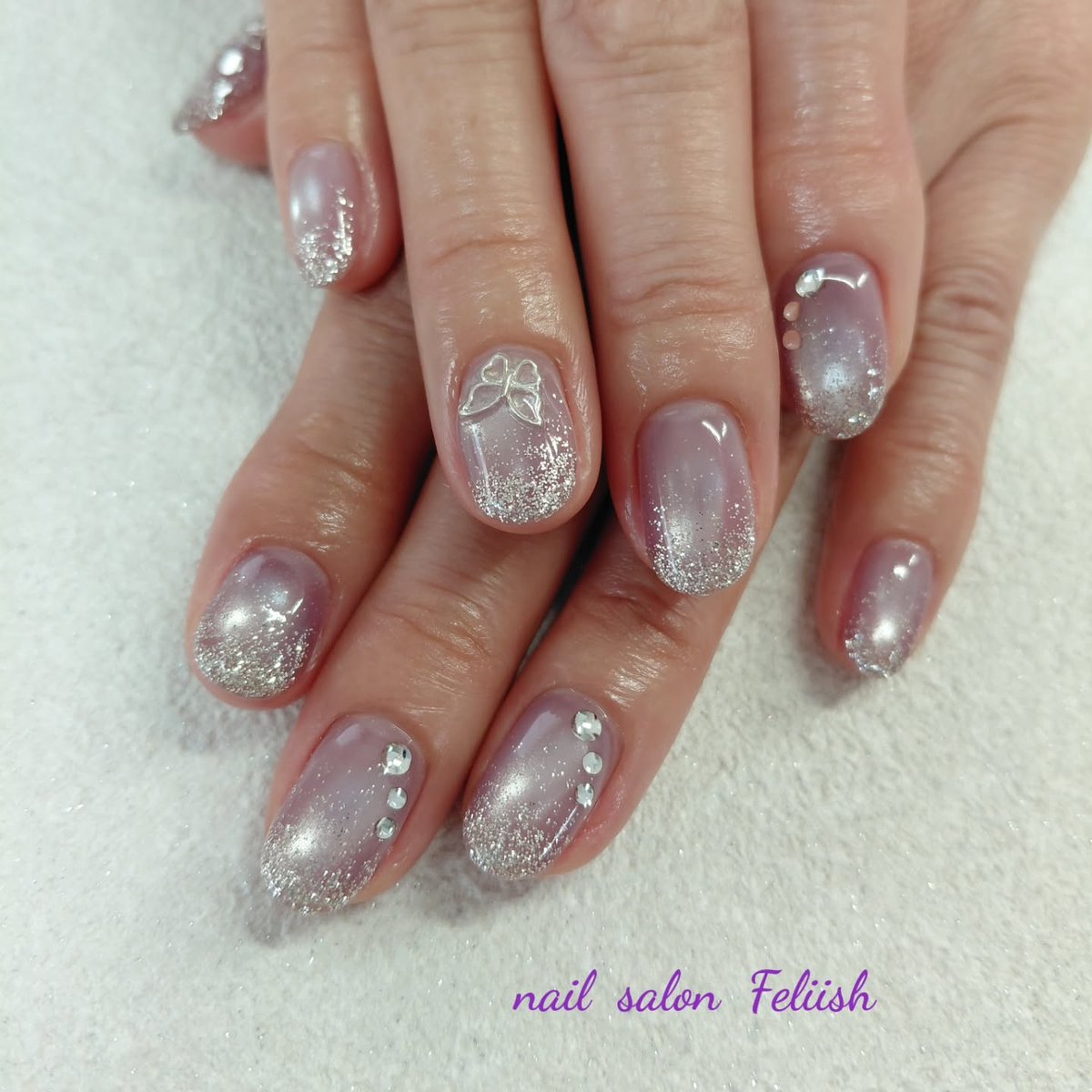 NFeliish's tweet photo. 🏵お客様ネイル🏵
マグネットにラメグラデーション🦋
おすすめデザインです💜

*＊*＊*＊*＊*＊*＊*＊*＊*＊*＊*
nail salon Feliish
~お客様の日常に小さな幸せを~

■営業時間　10:0...

詳細はこちら↓（ネイルブック）
https://t.co/H5Uq15yRI7 https://t.co/hu7sH9NPjp