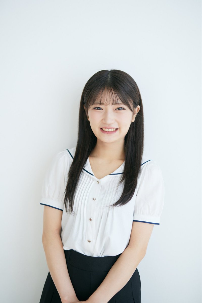 rea_n_02's tweet photo. 笑顔の写真って珍しいかも👀 https://t.co/qy6ezyVJKC