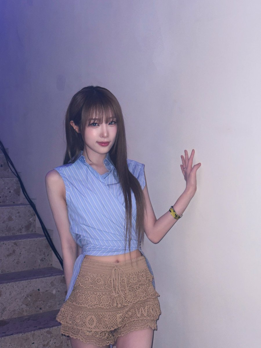 OgE929's tweet photo. 260704 예나코어 인스타그램 #최예나 https://t.co/qGgn8b88vU