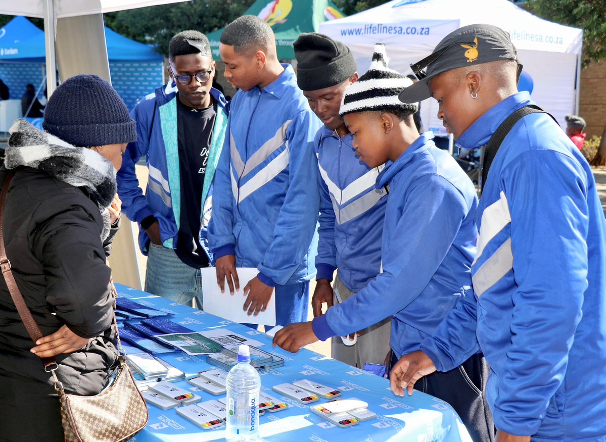 ETDP_SETA's tweet photo. The ETDP SETA exhibited at the EnrichED Hub during the 2026 ABC Motsepe SASCE National Championship in Pretoria, engaging learners on education, training and career pathways.

#ETDPSETA #SASCE2026 #CareerGuidance https://t.co/DYAhlOrfDc