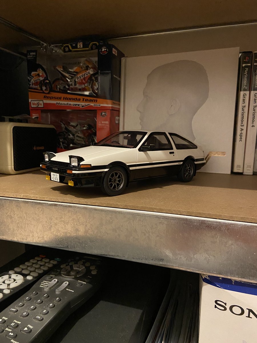 Kevin_Neusch's tweet photo. @AxelGodspeed @LB_littlebolide @_CatRM_ @SolidoModels @ottomodels @maistotoys J’ai aussi l’AE86 😊 https://t.co/P5ku2Pnerf