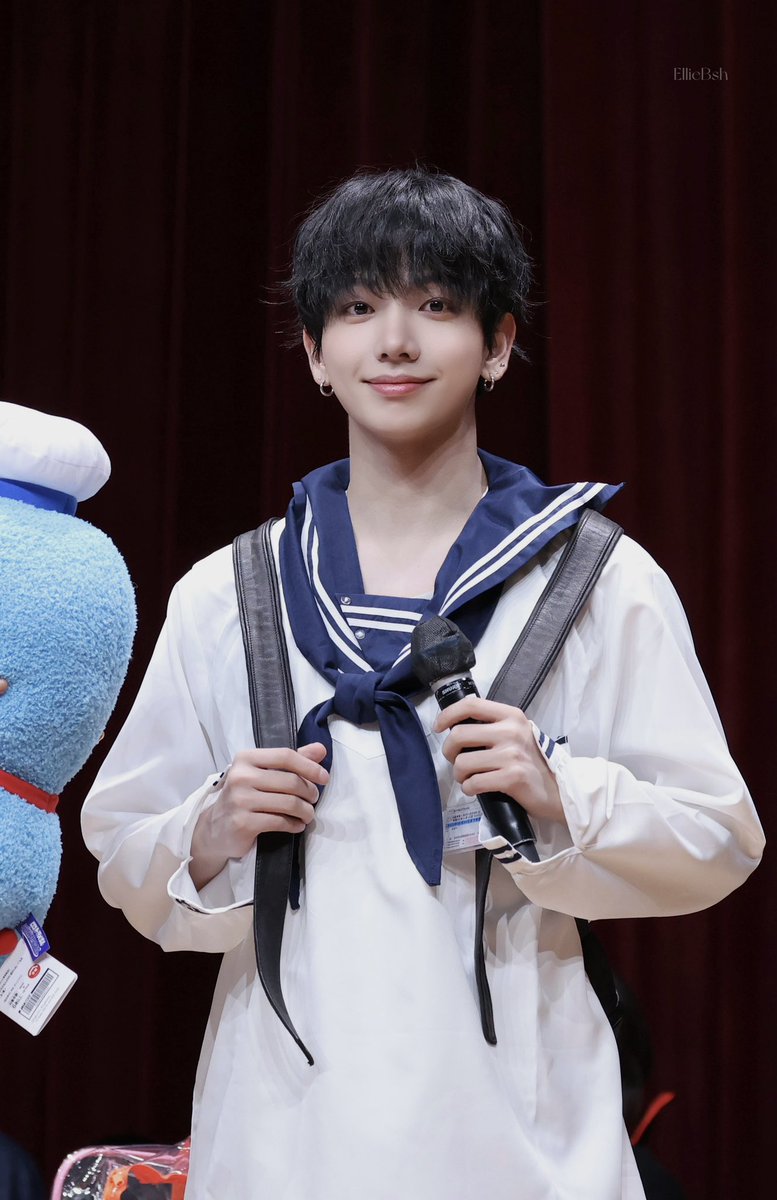 young_12_04's tweet photo. 귀요미ෆ https://t.co/PDQQ6r7BjZ