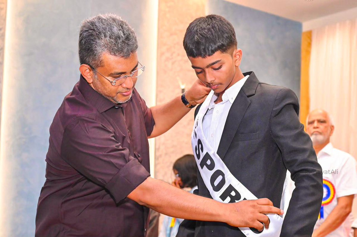 InayatMulki's tweet photo. ಚೊಕ್ಕಬೆಟ್ಟುವಿನ ಎಂ.ಜೆ.ಎಚ್ ಹಾಲ್ ನಲ್ಲಿ ಇಂದು ಹಮ್ಮಿಕೊಂಡಿದ್ದ ಹಿರಾ ಪಬ್ಲಿಕ್ ಶಾಲೆಯ ಪೋಷಕ- ಶಿಕ್ಷಕರ ಸಭೆ ಹಾಗೂ ಸನ್ಮಾನ ಸಮಾರಂಭದಲ್ಲಿ ಪಾಲ್ಗೊಂಡು ಉತ್ತಮ ಅಂಕ ಗಳಿಸಿದ, ಕ್ರೀಡೆ ಮತ್ತು ಪಠ್ಯೇತರ ಚಟುವಟಿಕೆಗಳಲ್ಲಿ ಸಾಧನೆಗೈದ ಮಕ್ಕಳನ್ನು ಸನ್ಮಾನಿಸಿ ಶುಭ ಹಾರೈಸಿದೆ. https://t.co/gFYOsTTldy