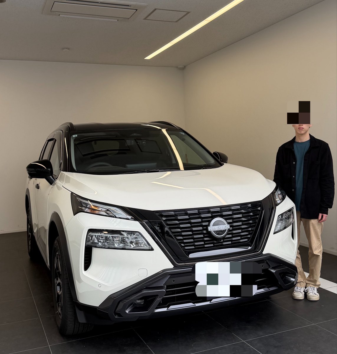 UFO8551's tweet photo. 1ヶ月1万円生活1日目
日産 X-TRAIL X e-4ORCE エクストリーマーX
ドヤバい円
-ドヤバい円

いやーかっこ良すぎる
大事に乗ります https://t.co/NgHjLEIP9J