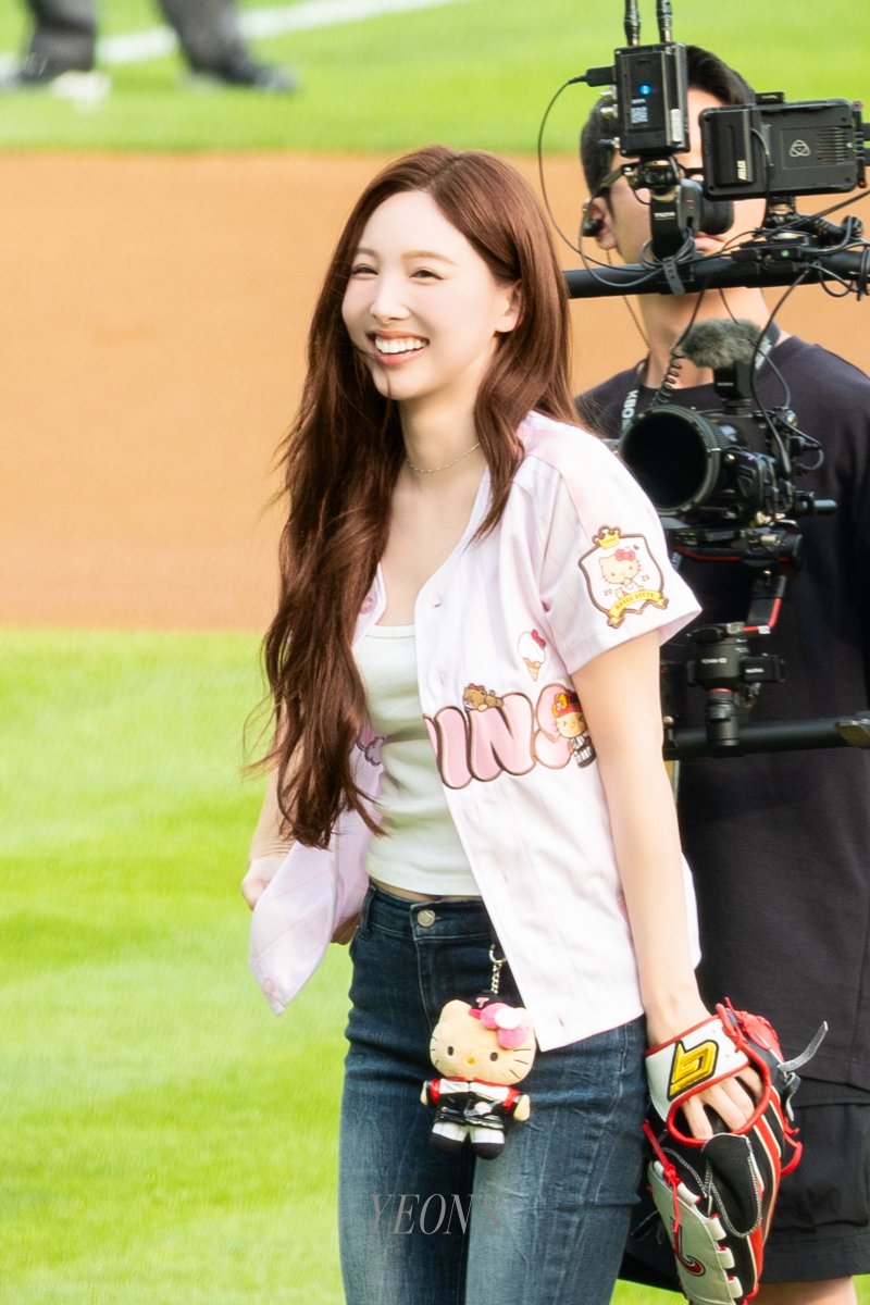 NAration0922's tweet photo. 260704 나연

#NAYEON #TWICE #나연 #ナヨン https://t.co/zaT4rSJDiJ