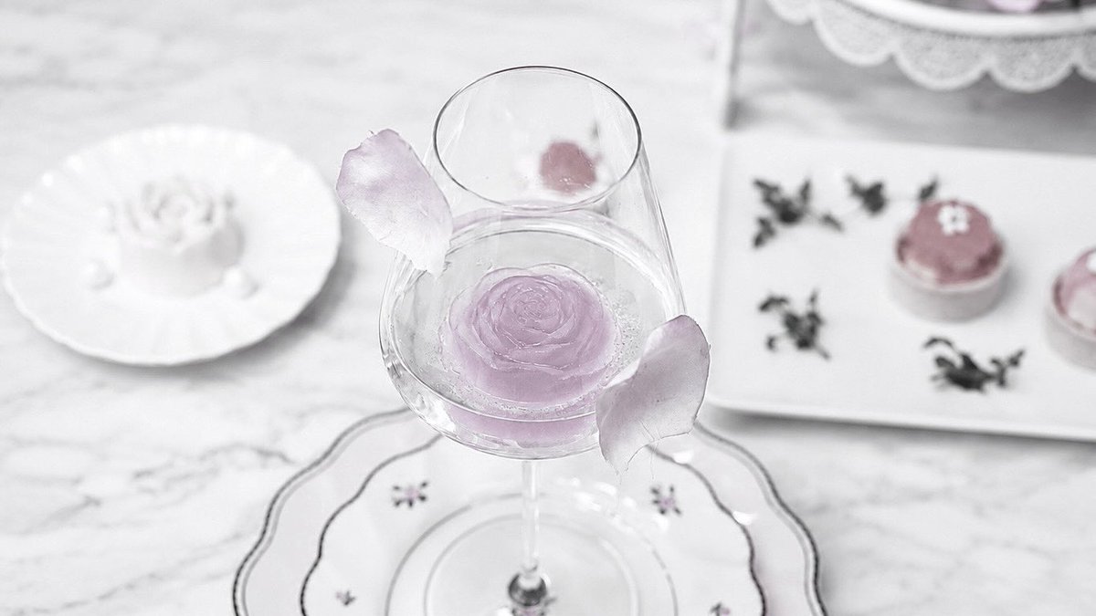 _GingerGarden_'s tweet photo. 🪞🥀┈┈┈┈┈┈┈┈┈┈┈┈┈🥀🪞

　　　　𝙼𝚎𝚕𝚝𝚢 𝙿𝚎𝚊𝚌𝚑 𝚊𝚗𝚍 𝚁𝚘𝚜𝚎
　　　　　「とろける桃と薔薇」

🪞🥀┈┈┈┈┈┈┈┈┈┈┈┈┈🥀🪞
店舗🥀ジンジャーガーデン
予約🪞 https://t.co/31rnkGvFdz https://t.co/4sd42C7SCa