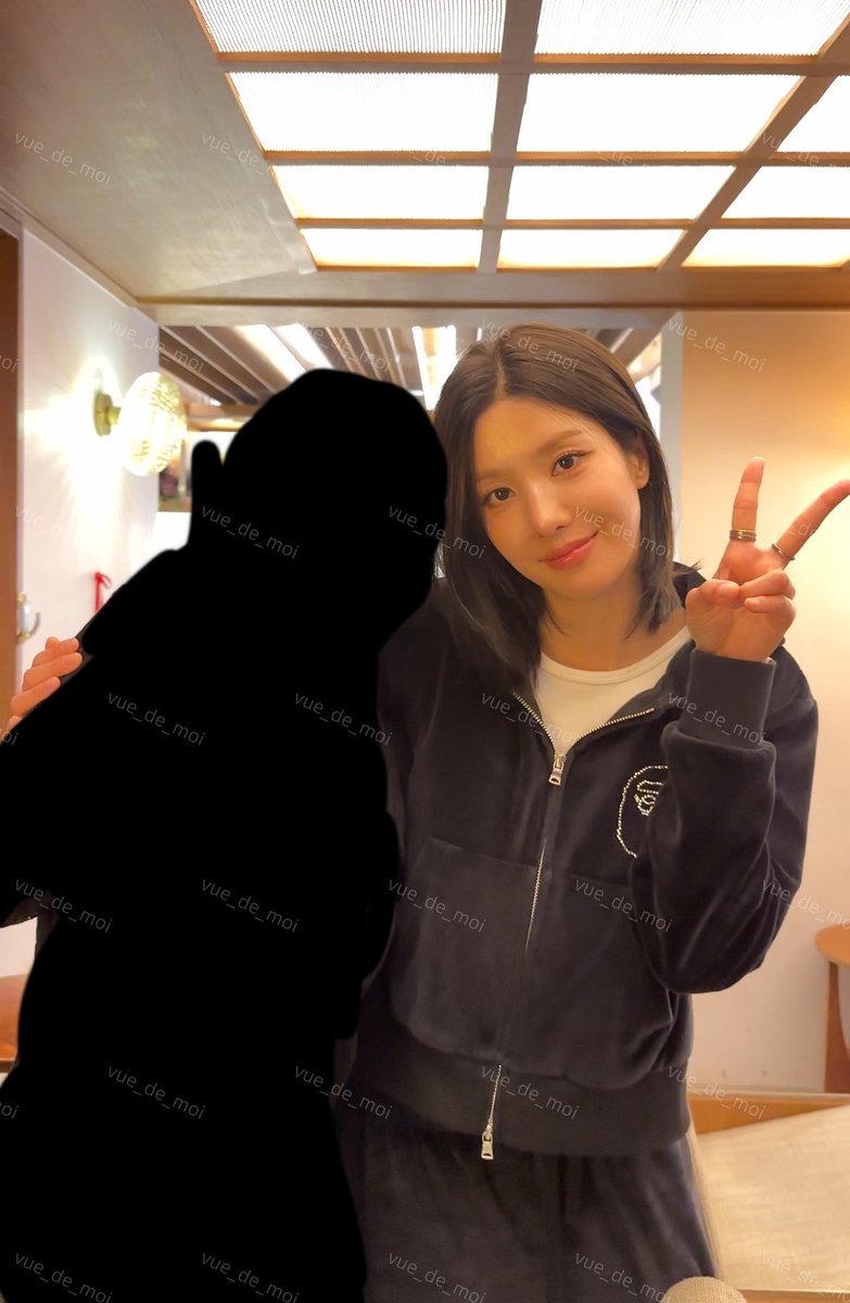 vue_de_moi's tweet photo. 헐 은비 웅니랑 우연히 만났어🥹
웅니 컴백 준비 화이팅하세여~~🫶🏻🫶🏻🫶🏻 https://t.co/lETO8YwU2w