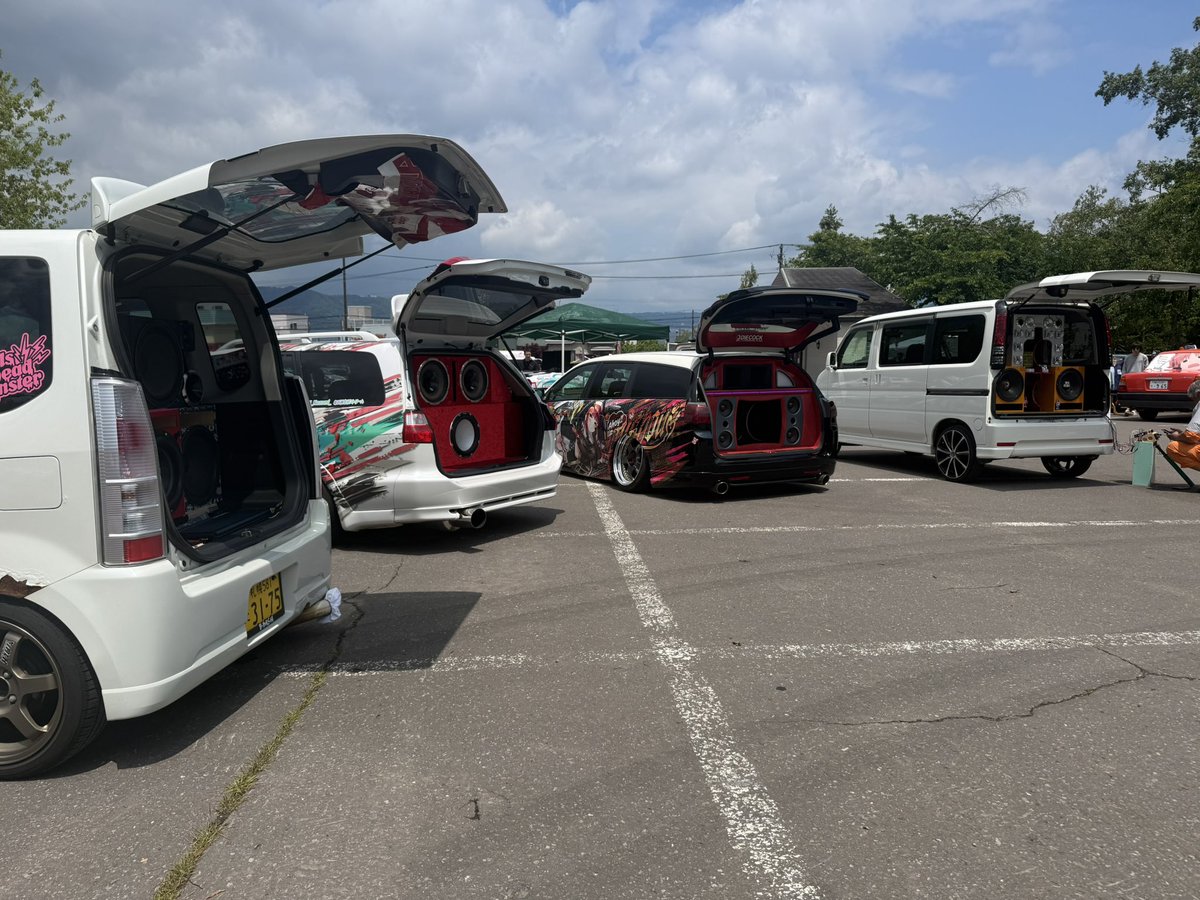 kotamaru0777's tweet photo. #TMAF来て最初の一枚何ですか https://t.co/uligfsn7VA