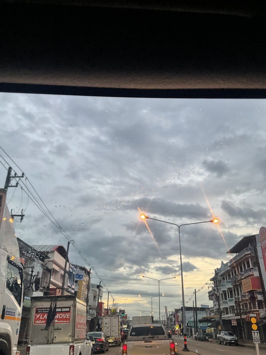 dinsx57871's tweet photo. ไปอุดรรรร  เจอกานเย้นนี้ #อุดร #อุดรธานี https://t.co/3N3xYeEz84