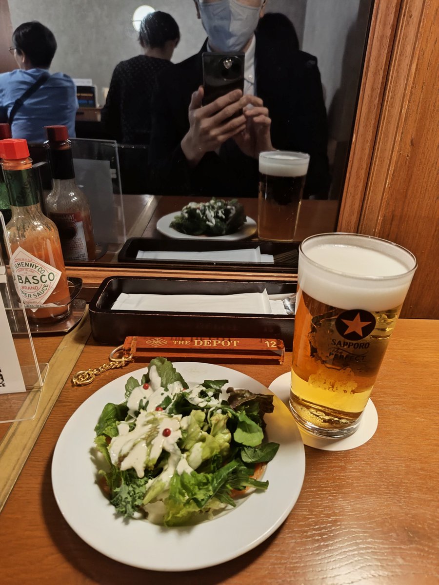 mitsuo1977's tweet photo. 夜のカフェ活。
あさ、ひる、ゆう。制覇しました。
東京に出てきたりんちゃろをいつでも迎えられる場所。
東京駅ｸﾞﾗﾝｽﾀ東京 the Depot。 https://t.co/IzXMFKBV56