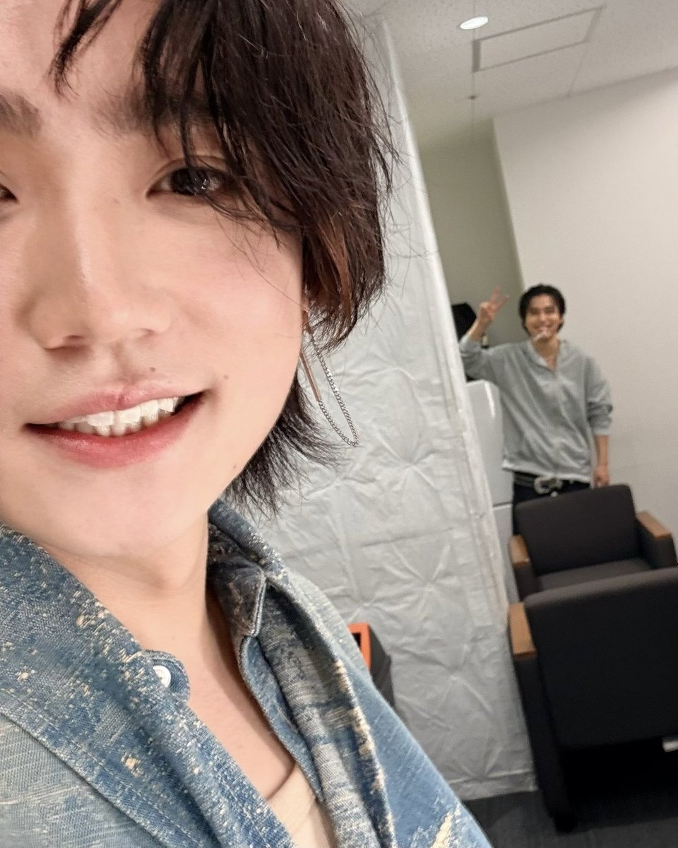 kentahino's tweet photo. ぁあぁ楽しかった…

山の根の者、
山根航海という男
愛されすぎてました‼︎‼︎
取り急ぎ、「MOVE」
ありがとうございました🙇
航海を始め、全員にLoVV💋🫶🏼
今日のことはまた改めて更新します！

そして、明日！

-Next Live-
7/5(日)
イオンモール土岐(岐阜県)
にてインストアライブ＆特典会！

インストアの旅ラストです！
お待ちしてまぁす🚶‍♂️

詳細ｺﾁﾗ💁 https://t.co/FOplxvAApZ
