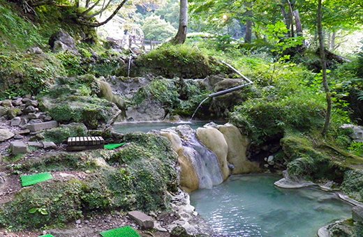 hitoudaisuki's tweet photo. 岩尾別温泉・三段の湯（北海道斜里町）
★★★★☆
９年前の今頃、ここにいました♨️ https://t.co/3RHVFJ6PZ4