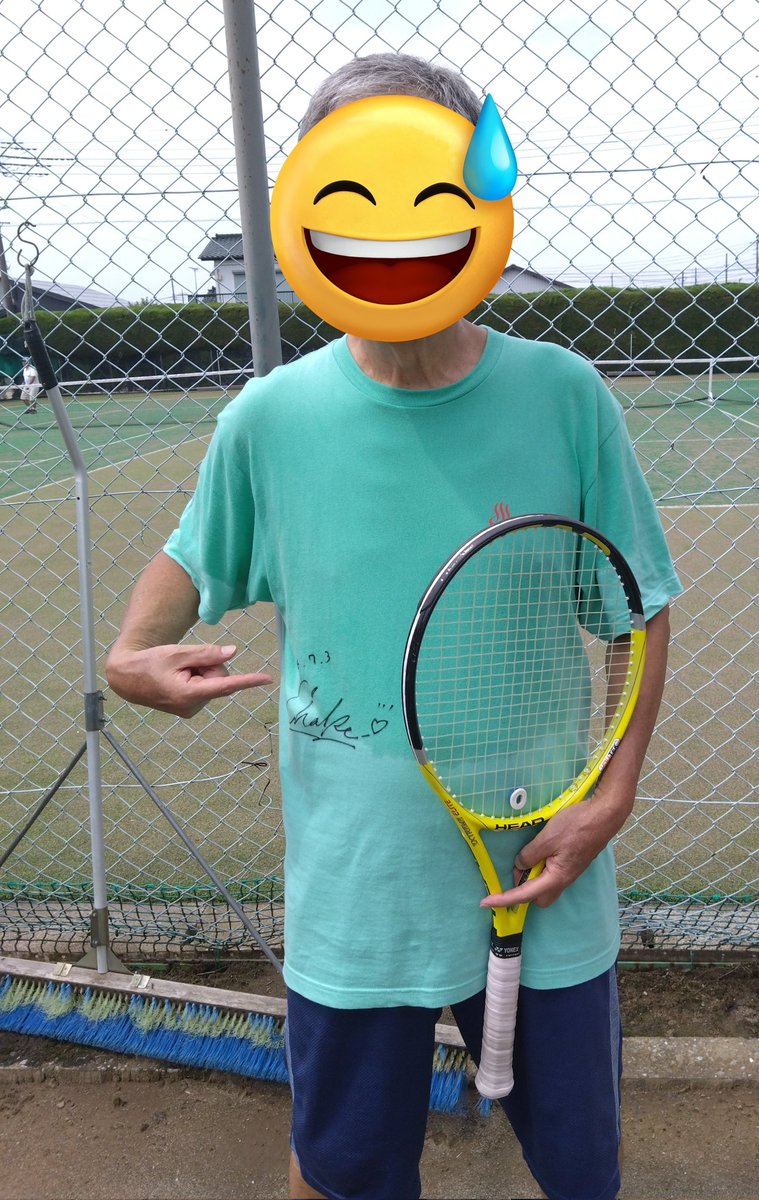 bin_s0204's tweet photo. 生誕祭から１夜明けて
サイン入りの生誕Tシャツで久しぶりのテニス🎾
上半身💦びっしょりでした

#大竹ひとみ生誕祭2026
#ちゃけ温泉　#大竹ひとみ https://t.co/2pSgArgAGv