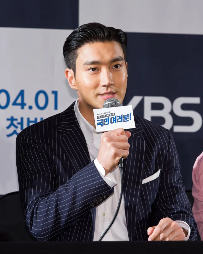 pannchoa's tweet photo. Choi Siwon who left Super Junior to pursue politics sues hate commenter who told him to leave Super Junior and pursue politics
https://t.co/omGTcJuTGv https://t.co/tuUSoCEAw7