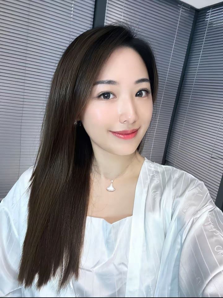 Keleca's tweet photo. 婚姻生活平淡如水，只想给彼此的私人空间加点高质量的调味剂。 https://t.co/j0jPY6fyAU