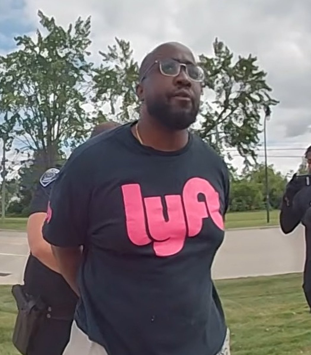 Dexerto's tweet photo. Police body-cam footage showing more of JiDion's June 22 arrest has been uploaded to YouTube by Code Blue Cam

The video shows him telling officers: "I am a multimillionaire. I can take this as far as you want" https://t.co/zl31MiSwKf