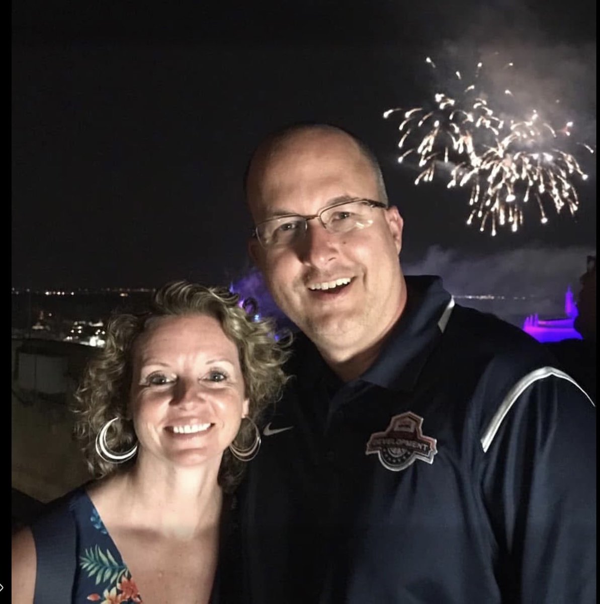 brookhoops's tweet photo. 250?  How about 28!  Happy Anniversary to this beauty!  Love you more than you know!  😘 https://t.co/ekJyv4h3VD