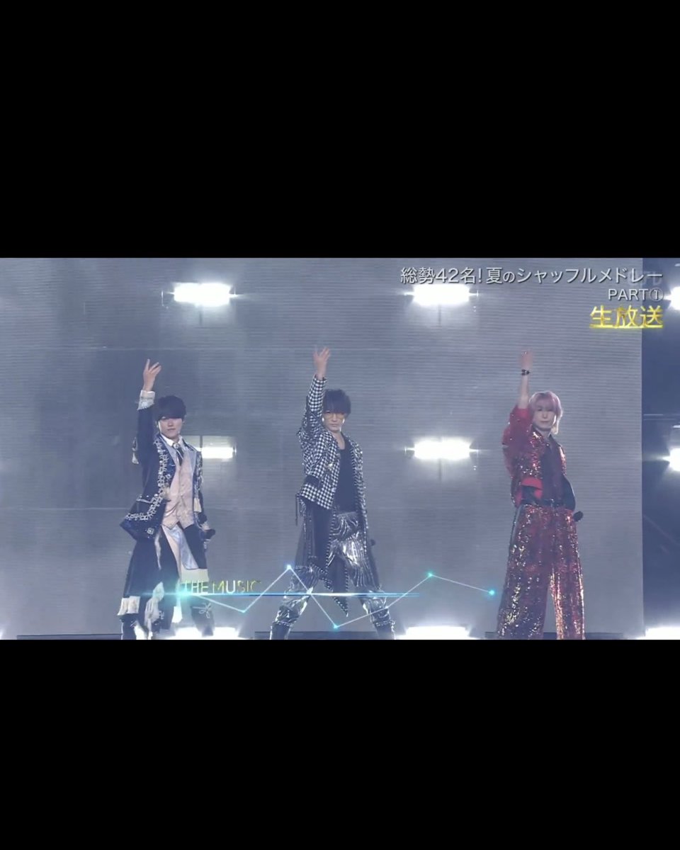 VIVI2O3's tweet photo. シャッフルの大我くんデッッッッッッカと思ってたけど曲始まり大きく脚広げて立って高さ揃えてて本当そういうところ（ ᵕ̩̩ ᵕ̩̩ ） https://t.co/2OikvjuNZ6