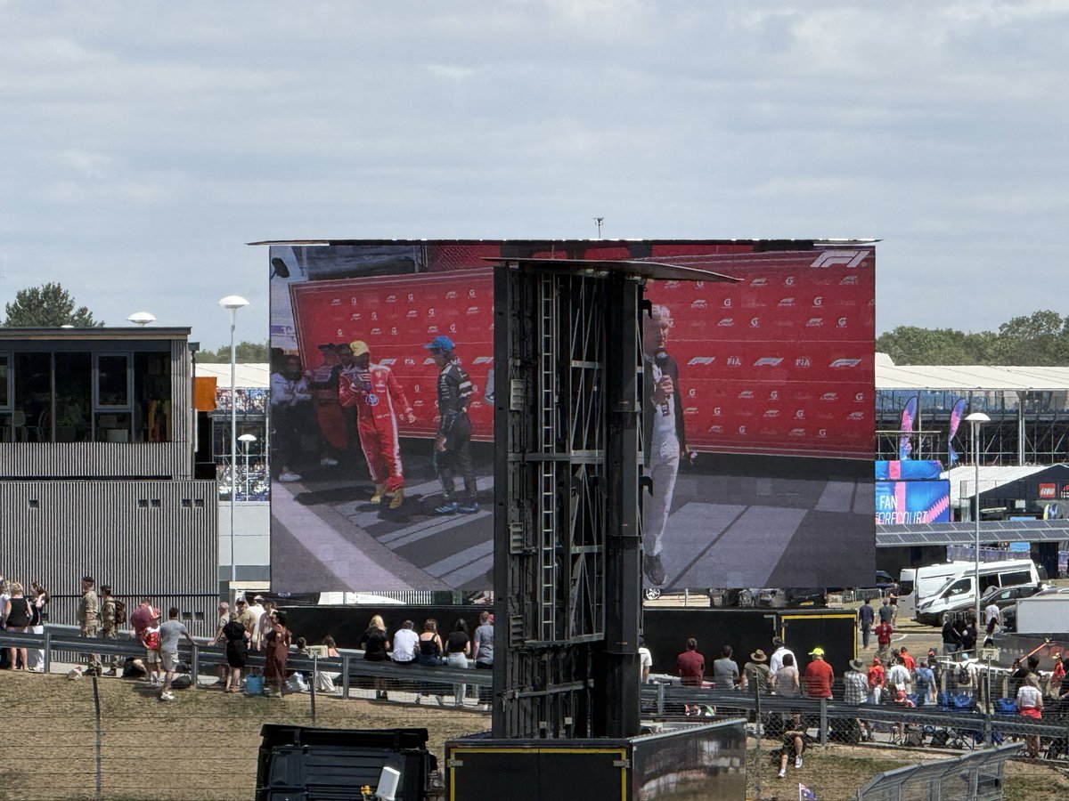 PaulSBates's tweet photo. @SilverstoneUK https://t.co/JnkBlEbI62