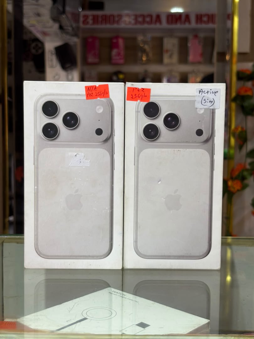 ivafoods's tweet photo. 10 essential questions to answer if you want to swap your phone:
7. 💼 What accessories are included? (Charger, box, earphones, etc.)  
8. 🆚 What device are you hoping to swap for? (Brand, model, and specs)  
#iphone #smartphone #goviral #thingstoknow #gadgets https://t.co/7JxrXrrANd