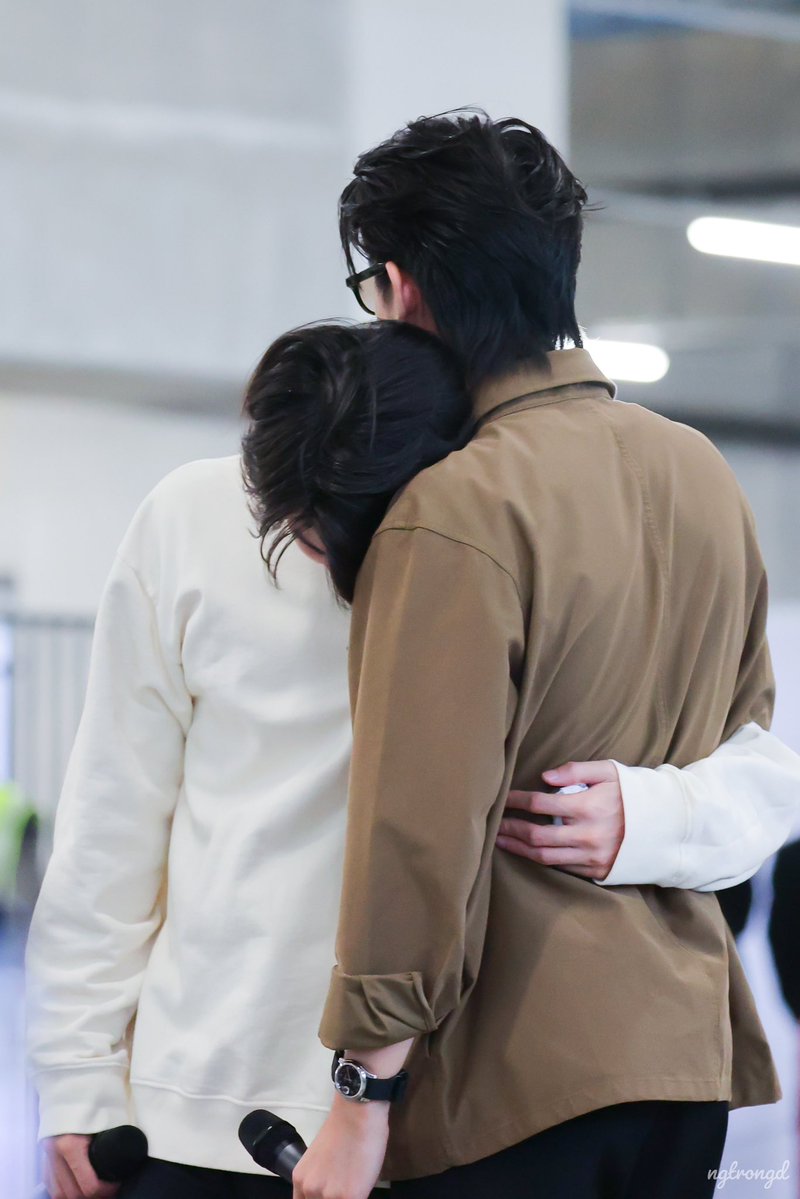 sbo___od2's tweet photo. @iyun00495180214 아름다운 사진 더 두고 갑니다.. 🥺🥺 https://t.co/FzQQrCG7s1