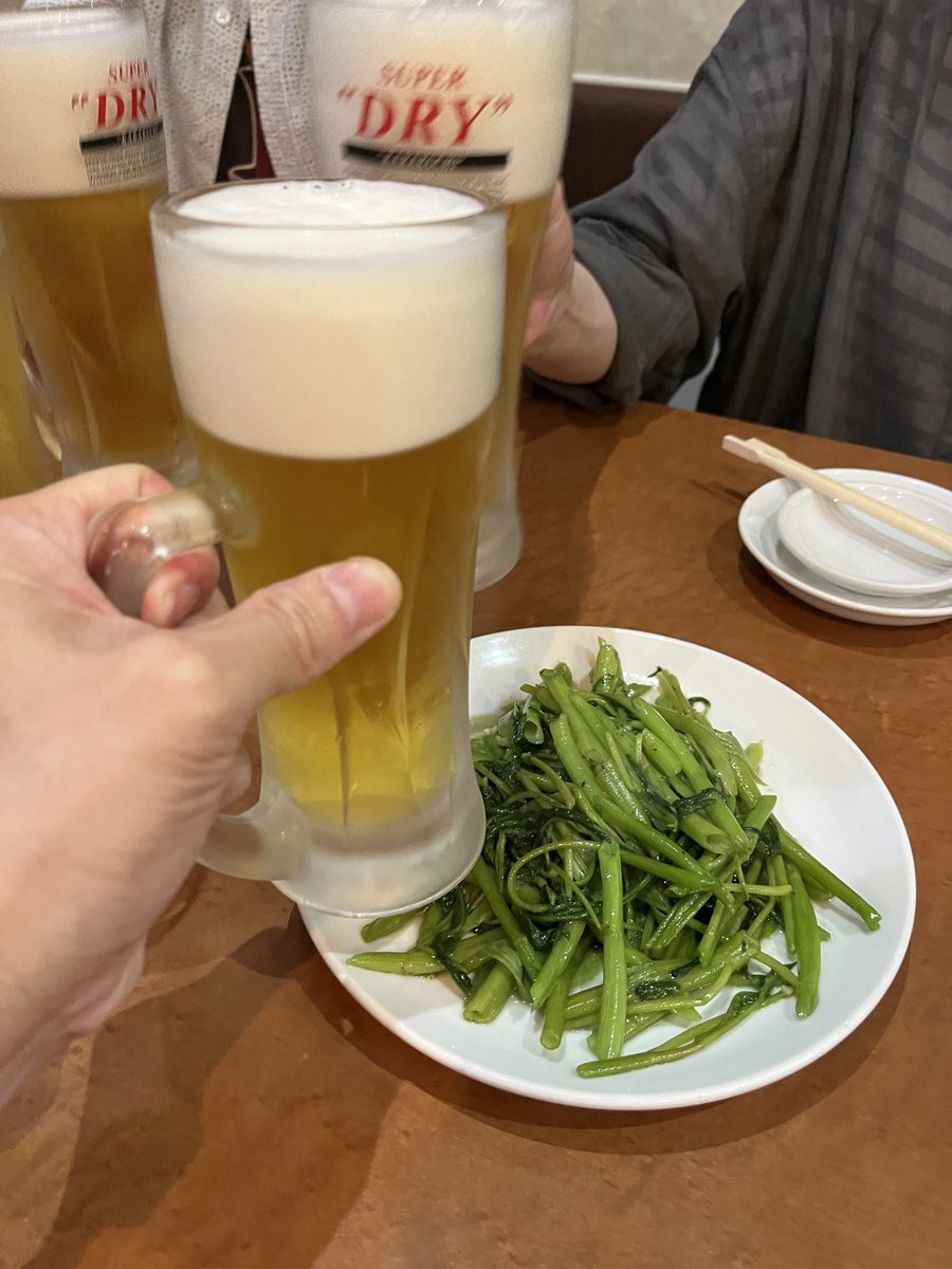sukazo1's tweet photo. 久しぶりに関西で姉弟が揃ったので大阪のとある町中華へ https://t.co/LzKF4NVczq