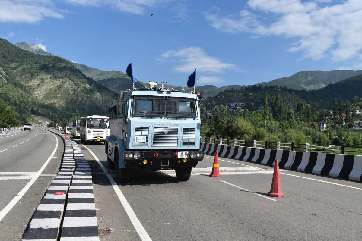 jammusector's tweet photo. Beyond securing the route, the #CRPF stands shoulder to shoulder with every pilgrim.

From maintaining an impregnable security grid to extending a helping hand at base camps, our personnel ensure that faith continues its journey with safety, care, and confidence.

Compassion in Service. Strength in Security.

#JammuSectorCRPF
#AmarnathYatra2026
#NationFirst 
#SevaAurSuraksha