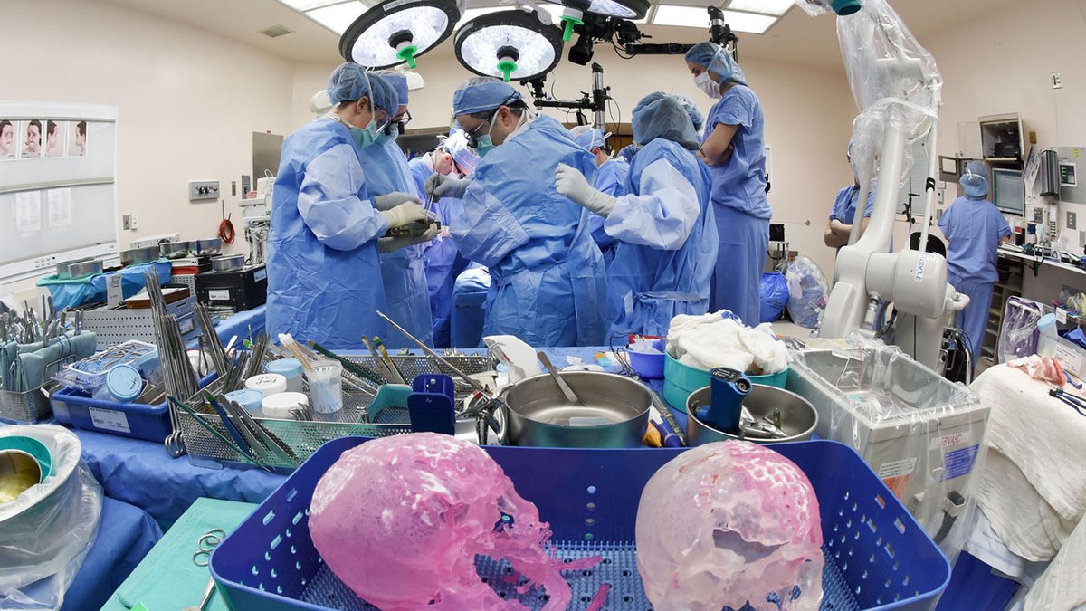 ClevelandClinic's tweet photo. Life expectancy was 35-40 years at America’s founding. Today, it’s 79.

From pioneering dialysis and heart surgery to breakthroughs in transplantation and neuroscience, these moments changed medicine.

As America celebrates its 250th anniversary, we’re looking back and ahead. https://t.co/hHI0x9RdnL