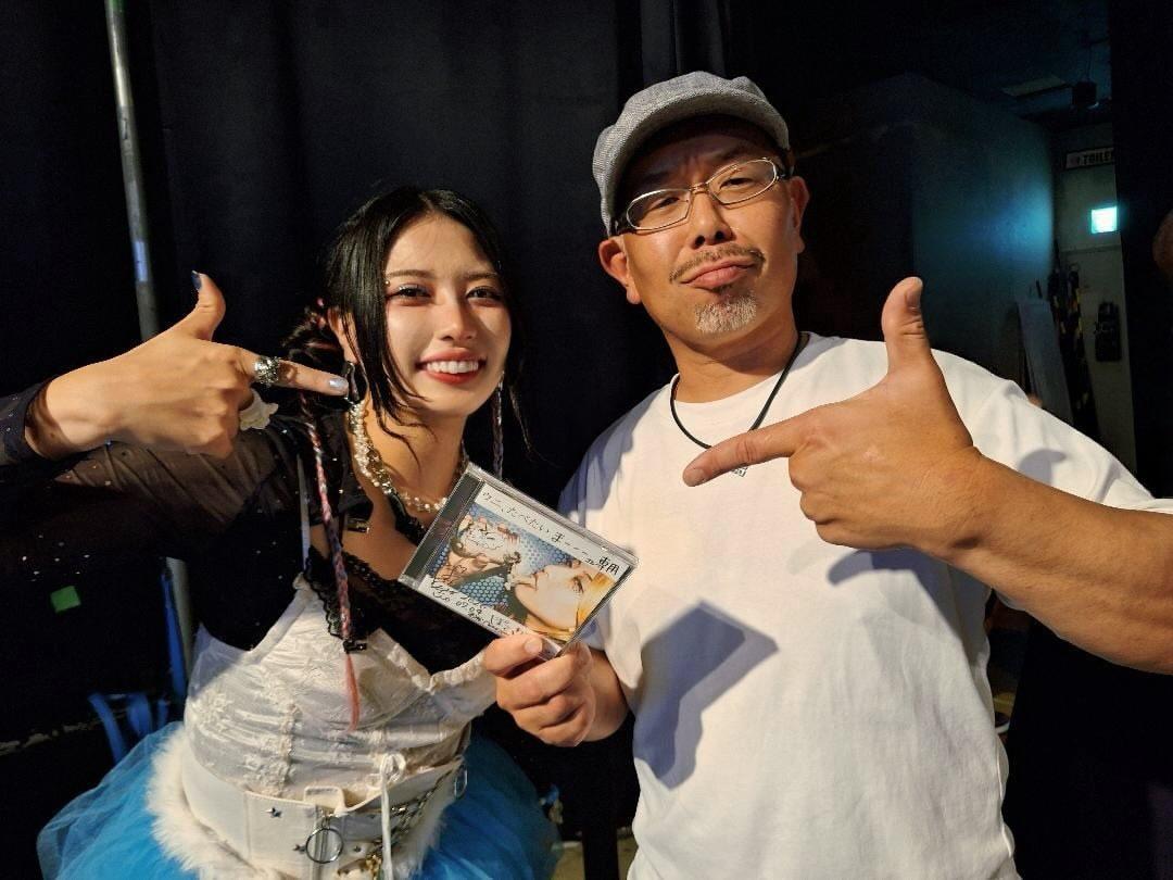 ZIKIDA_MAR's tweet photo. 今日から高松入りして、以前高松モンスターで対バンしたぽてさらちゃんとの再開
明日は試験です https://t.co/5YuzUqPQnq