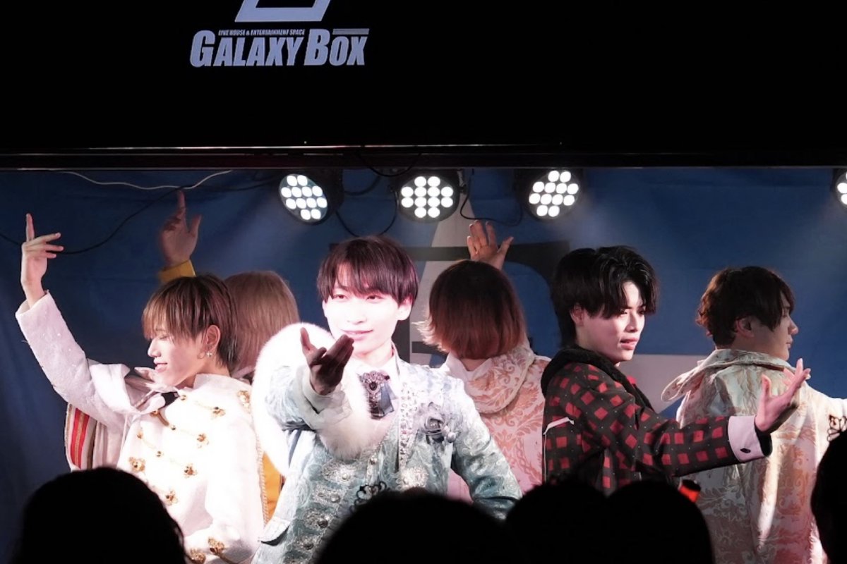 HIRO_StarPrince's tweet photo. 上半期ありがとうございます公演
ありがとうございました！

2026年上半期もいろいろあったけど、
たくさんの方々に支えていただいて
今の僕がアイドルでいられています！

特典会も総選挙投票も
本当にありがとう！
下半期一発目のホームGBのライブで
会えて幸せだった☺︎
いま、君の隣にいられる僕が宇宙で1番幸せな自信があるよ👶🏼

この活動を通して、
下半期も全力で努力して恩返しします！