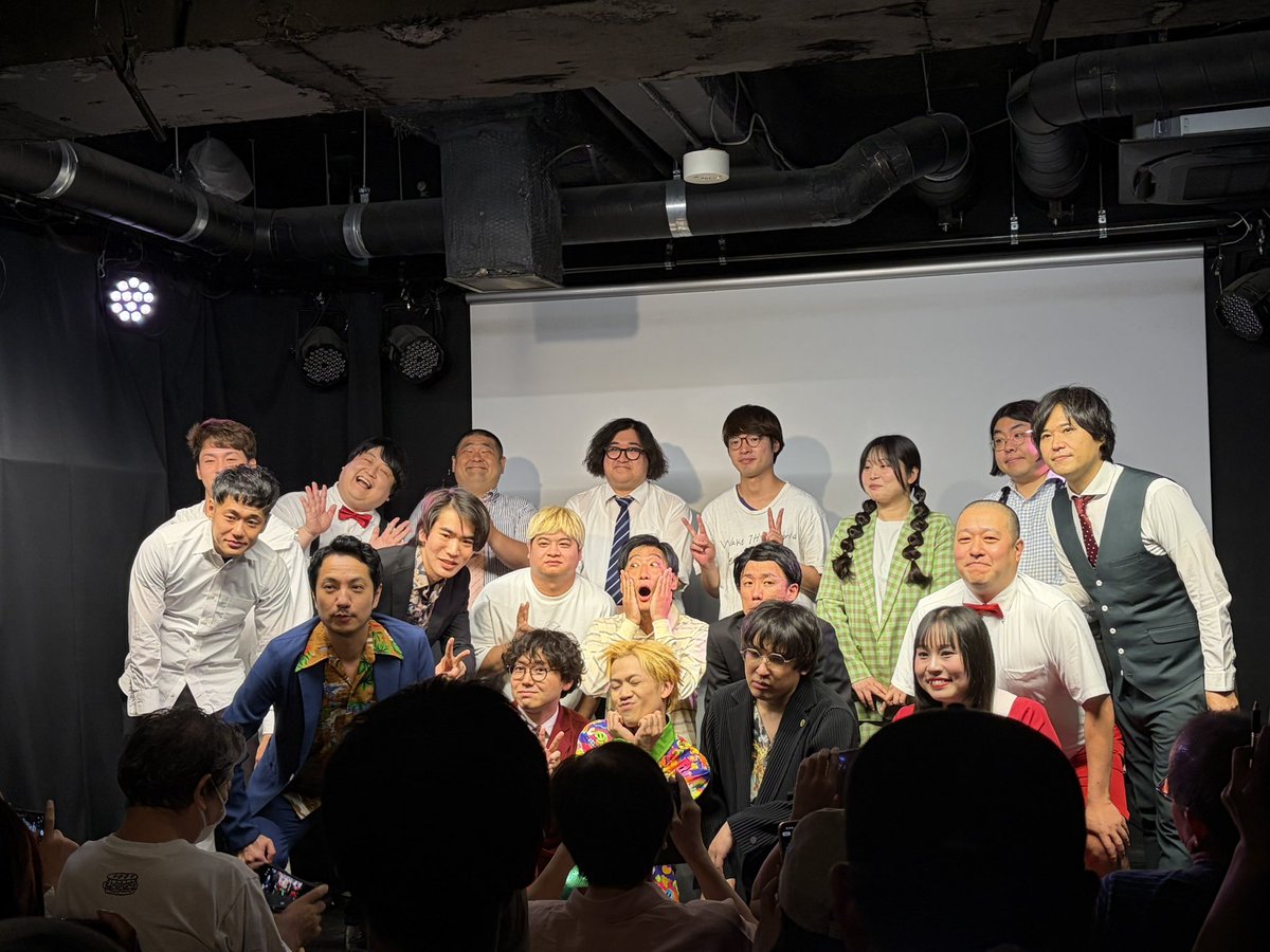 naopi_0517's tweet photo. 本日はUP LIVE BATTLEとUP LIVE BESTの二本立てでした!
本日もたくさんの学びをありがとうございます😊
本当に皆様面白かったです
まだまだ追いつけるレベルではありませんが一気にモチベ上がりました🔥
お笑いは最高です👍
#UPLIVEBEST #UPLIVEBATTLE #ライジングアップ https://t.co/5LtPHnLGMD