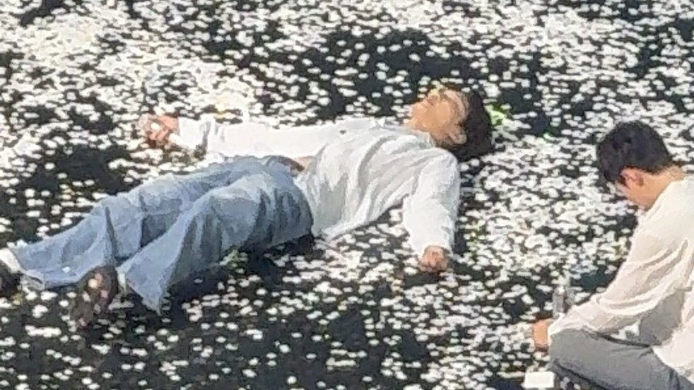 KAIst88's tweet photo. jongin😭 https://t.co/mKJAmIhZRA