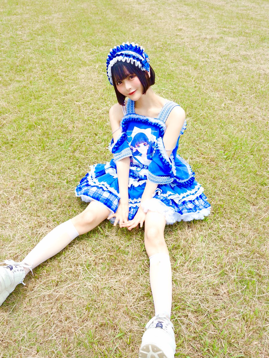 おはー！今日これねん🥺2日ぶりにカラコンつける、目痛くないといいな