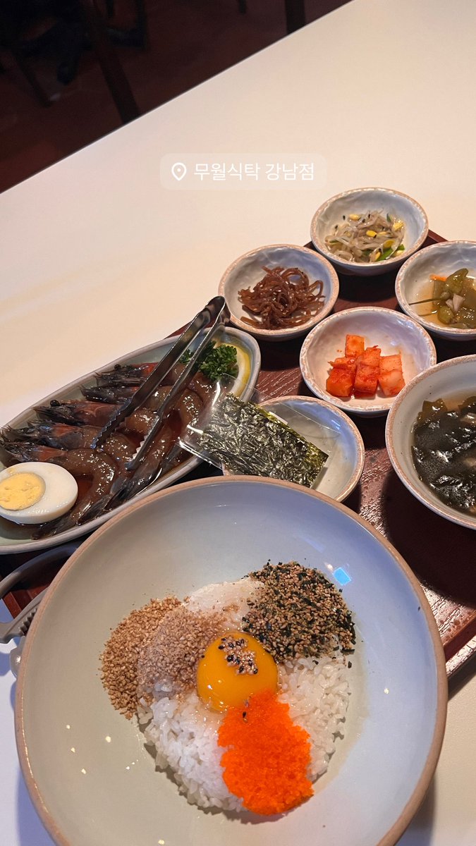 Pinkwhite_w's tweet photo. アラサーOLのリアルな
6月の韓国旅費まとめ🇰🇷✈️(2泊3日)
┈┈┈┈┈┈┈┈┈┈┈┈┈
航空券：58,800円(ｱｼｱﾅ)
ホテル：13,000円
交通費：1,500円(地下鉄のみ)
美容医療：900,000円(植毛)
食費：5,000円
買い物：10,000円
┈┈┈┈┈┈┈┈┈┈┈┈┈
合計：約988,000円

過去一の出費😂🤍💸 https://t.co/ReyFMLf9L0
