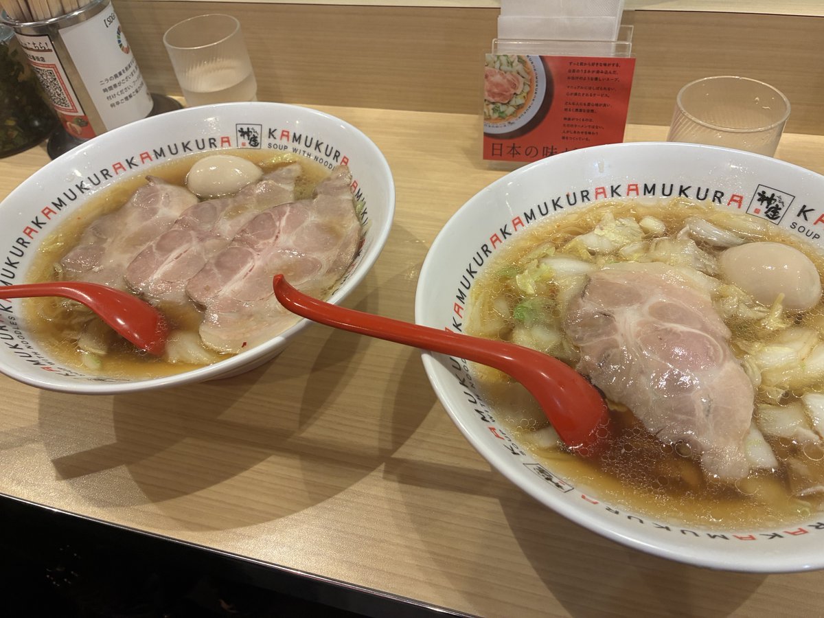 usagi_h's tweet photo. スタジオ終わりにタクマさんとKAMUKURA🍜 https://t.co/XnhNFOMWXQ