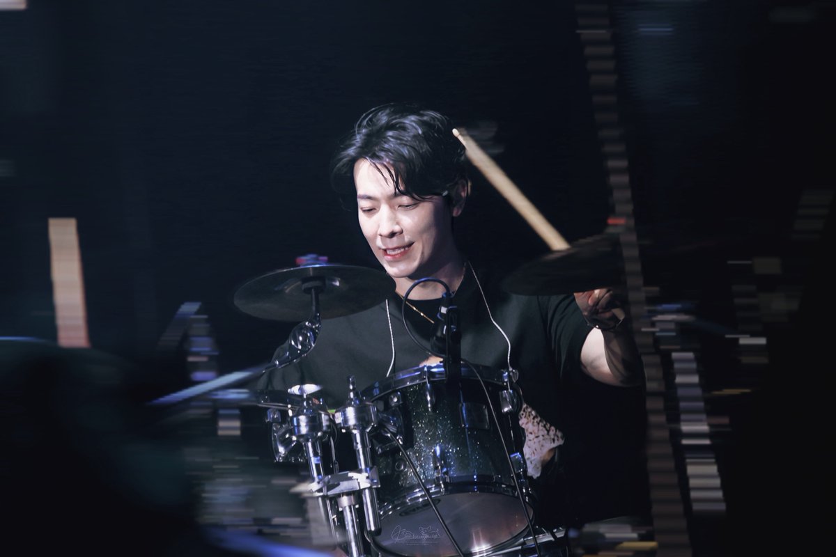 be4beingadog's tweet photo. 20260628

Donghae First Solo Concert Alive Hong Kong Day 2

드럼 초보🙈
매력 마스터🥵

@donghae861015 

#SuperJunior #슈퍼주니어
#DONGHAE #동해 https://t.co/89d0lRhya2