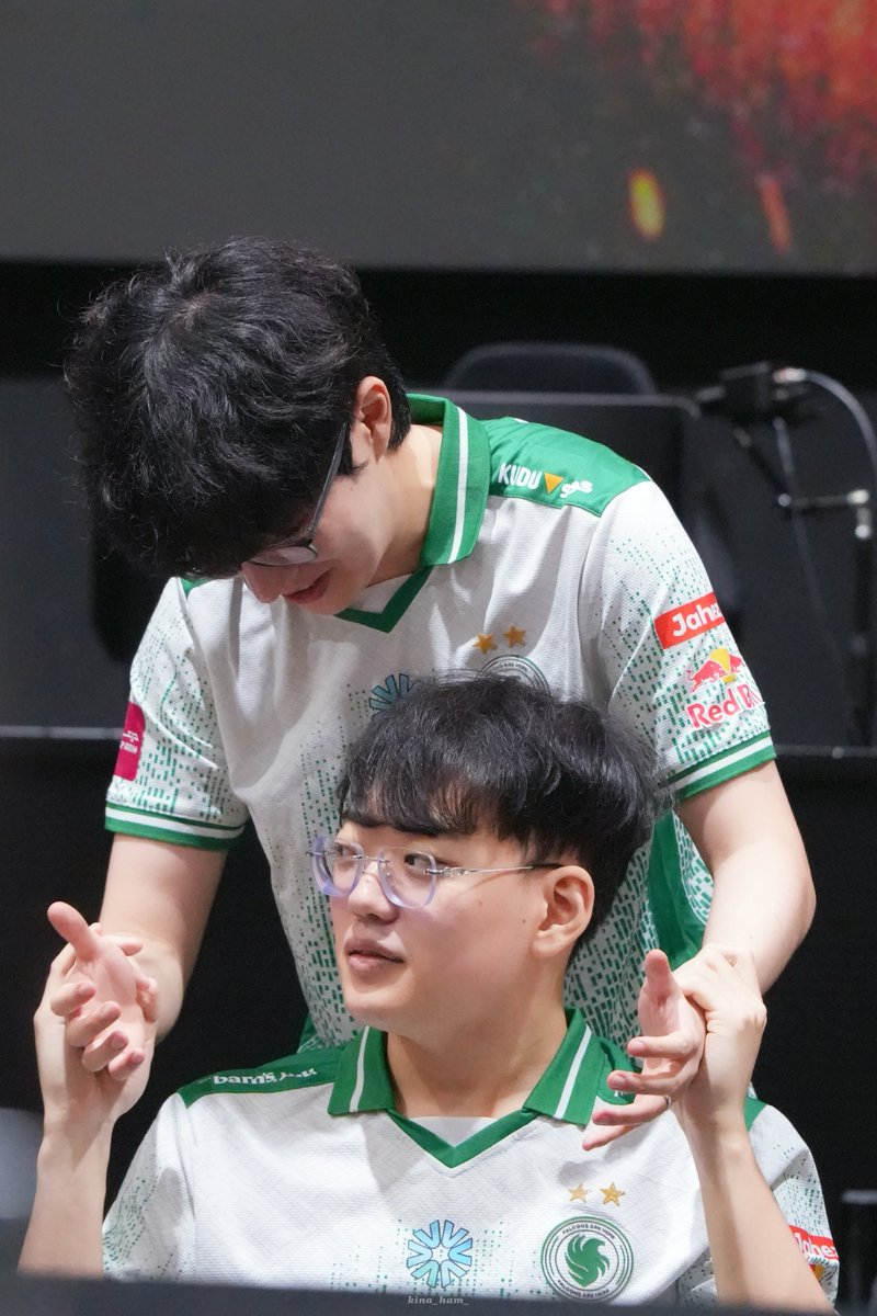 kina_ham_'s tweet photo. 20260627 OWCS week4
FLCๅ
ฌๅผใใกใณใใผใใฃใณใฐ ๊ณต์ ํฌ๋ฏธํ
FLCใฎใใกใณใๅใใฆๆๅพใพใง่ฆใฆใใใ ใใฉๅๆฐ่นใ
ใจใใฆใฆใใใฃใ๐
ํ์ฝ ํฌ๋ฏธํ
์ ๋๊น์ง ์ฒ์ ๋ดค๋๋ฐ ๋ถ์๊ธฐ๊ฐ ์ ๋ง ์ข์์ด์๐
#FLC #TeamFalcons https://t.co/F1hzamRZEy