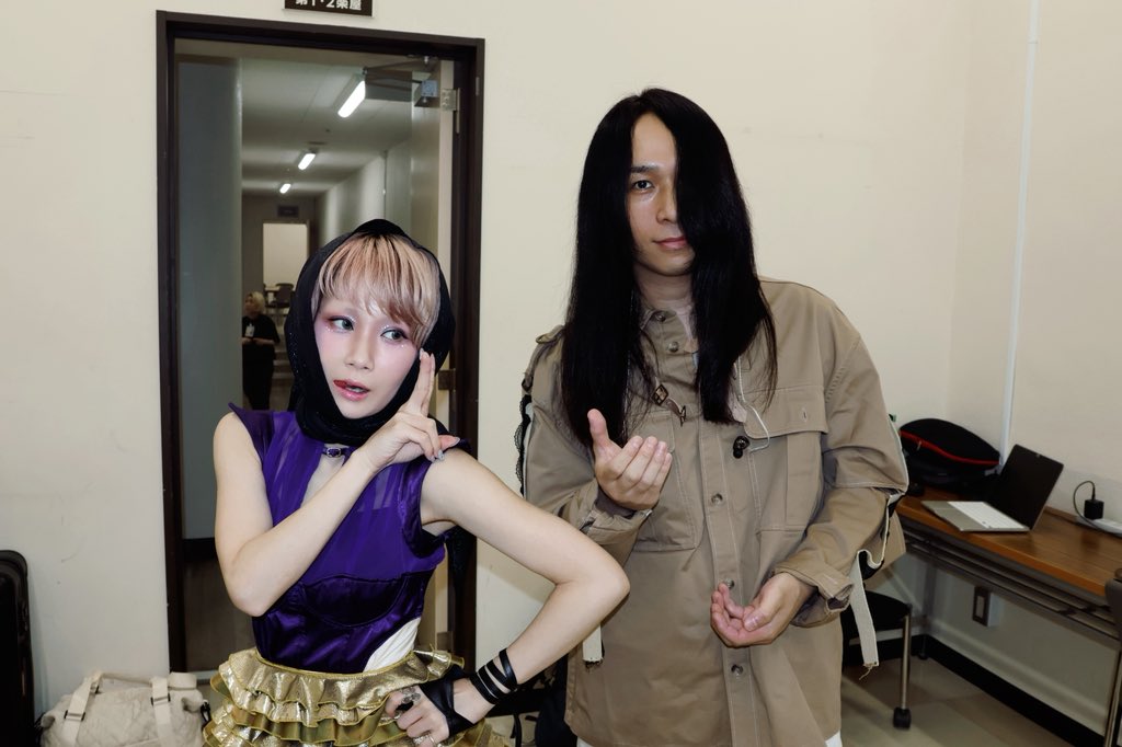 RRReol's tweet photo. Reol Oneman Live 2026
'美辞学' TOUR ホール篇 名古屋公演

君たちが楽しみにしてくれるほど、楽しそうにしてくれるほど、わたしらしさ漲る！
こんな日を過ごすために日々やってんだなー
思い通りにいかなくても人生つーのは面白い方へいってみることを、美辞学と亞堕威と名古屋のおみゃーらから学んだぜ💗

唯我羅紫の兄貴 @ygarshy にも大感謝
これが我が美辞学街道　全国制覇の夢はツアーファイナル因縁の渋谷公会堂で叶えるぜ
待ってろ東京〜！