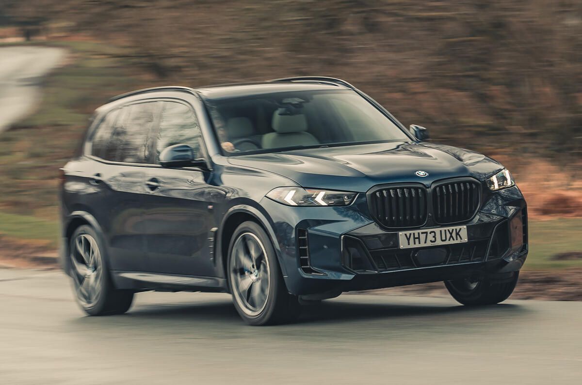 autocar's tweet photo. Which BMW would you go for, the old X5 or the new iX5? 🤔 https://t.co/WaOMhYggup