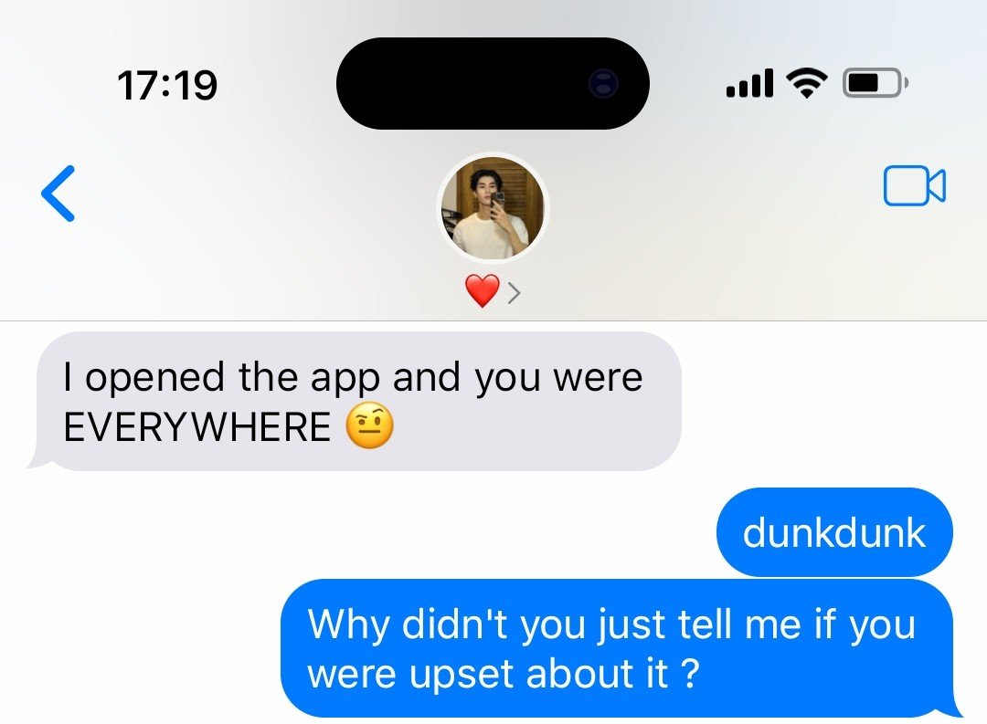 tinymeowb's tweet photo. short #joongdunk socmed au ── .✦

where joong  accidentally upsets dunk after one of his posts goes viral and the entire fandom loses their minds over his bf https://t.co/4Jknugv29F